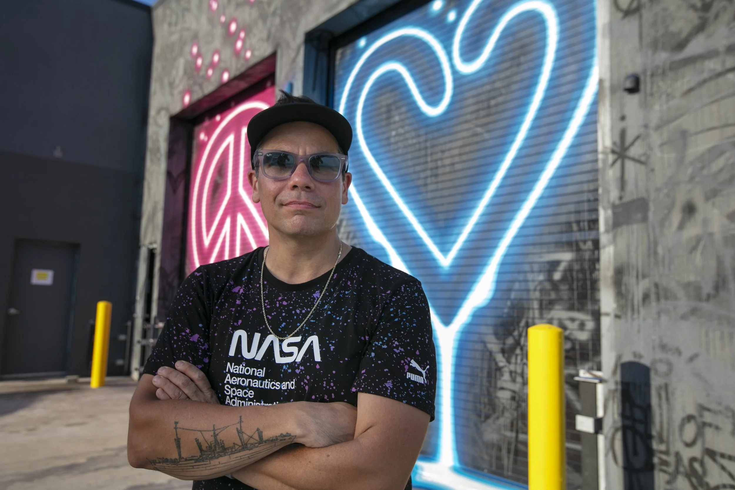 きみ) ADAM Adam's Vivid Blue T-Shirt